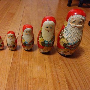 Vintage Santa Claus Wood Nesting Dolls - Set of 6